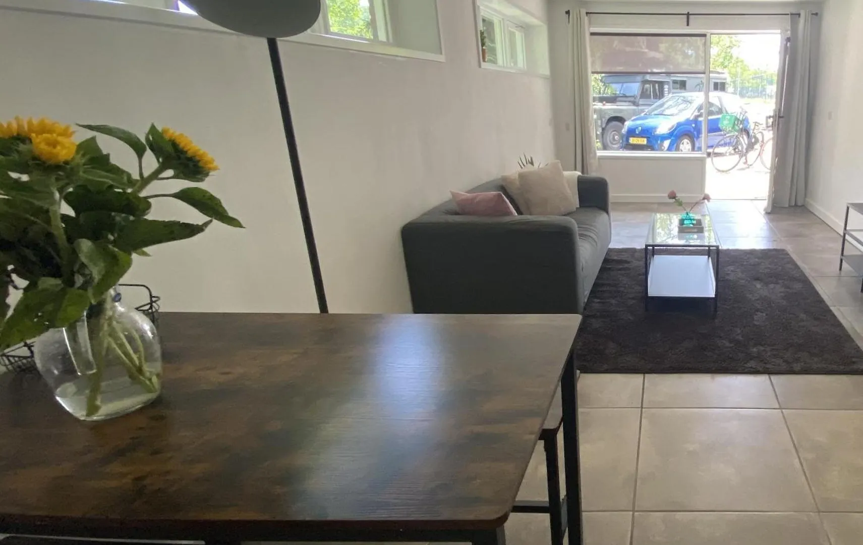 B&B Flora Eindhoven 0*,