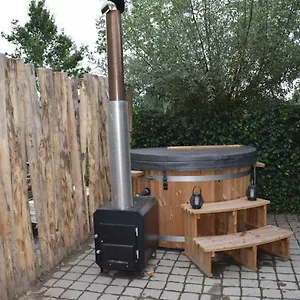Romantische Loft Met Heerlijke Hottub Appartement